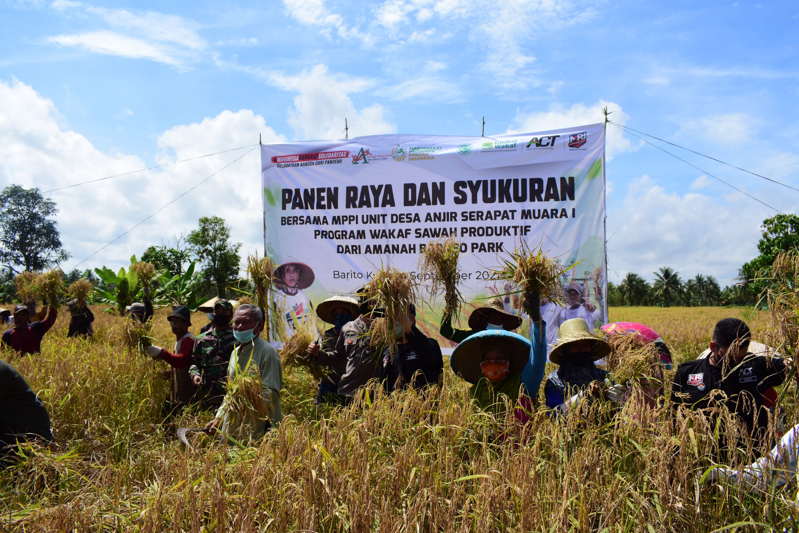 Petani Anjir Muara Dibantu Modal untuk Optimis dan Mandiri